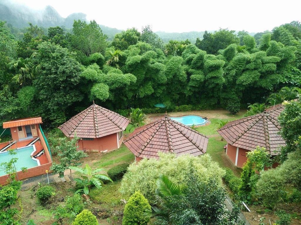 Sunbird Garden Resort Krishnagiri Exterior photo