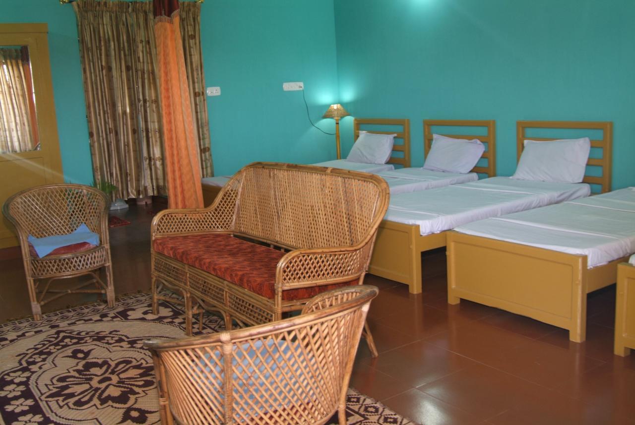 Sunbird Garden Resort Krishnagiri Room photo